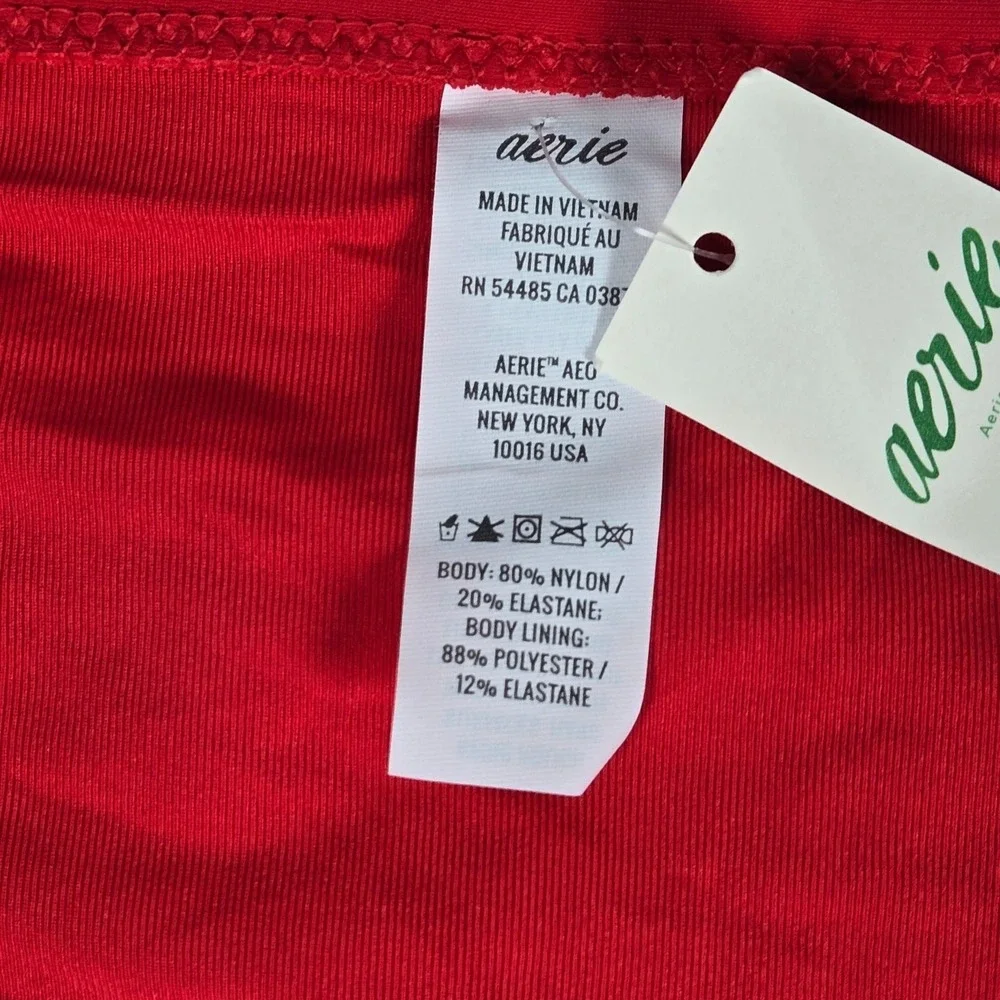 aerie red og